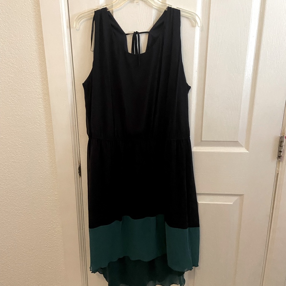 Navy and green summer sleeveless dress